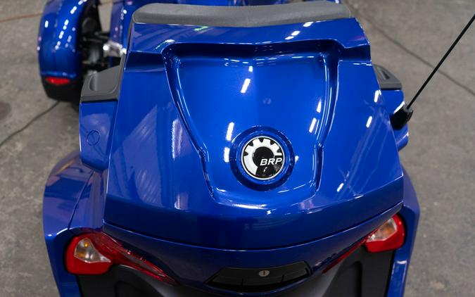 2012 Can-Am Spyder® RT Audio & Convenience