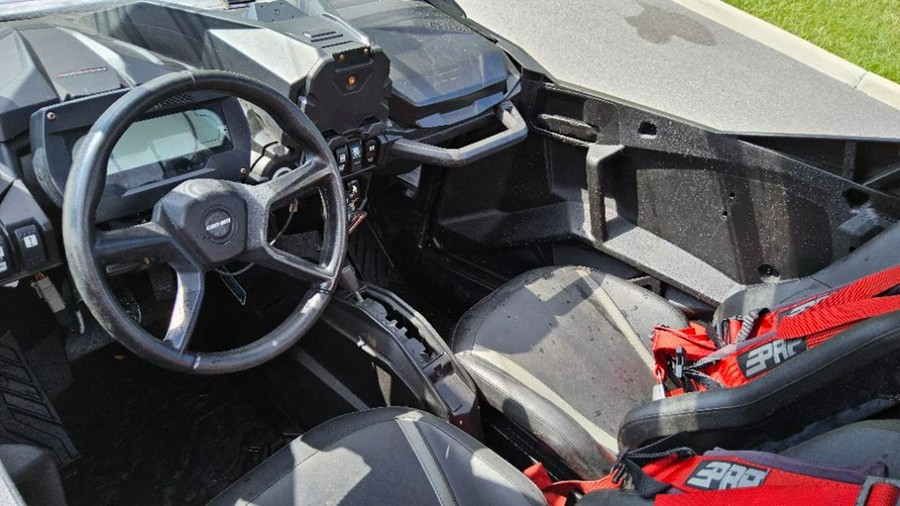 2021 Can-Am Commander XT 1000R