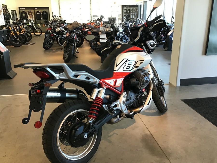 2025 Moto Guzzi V85 TT