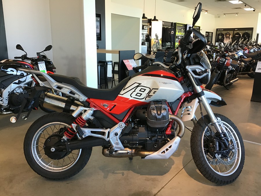 2025 Moto Guzzi V85 TT