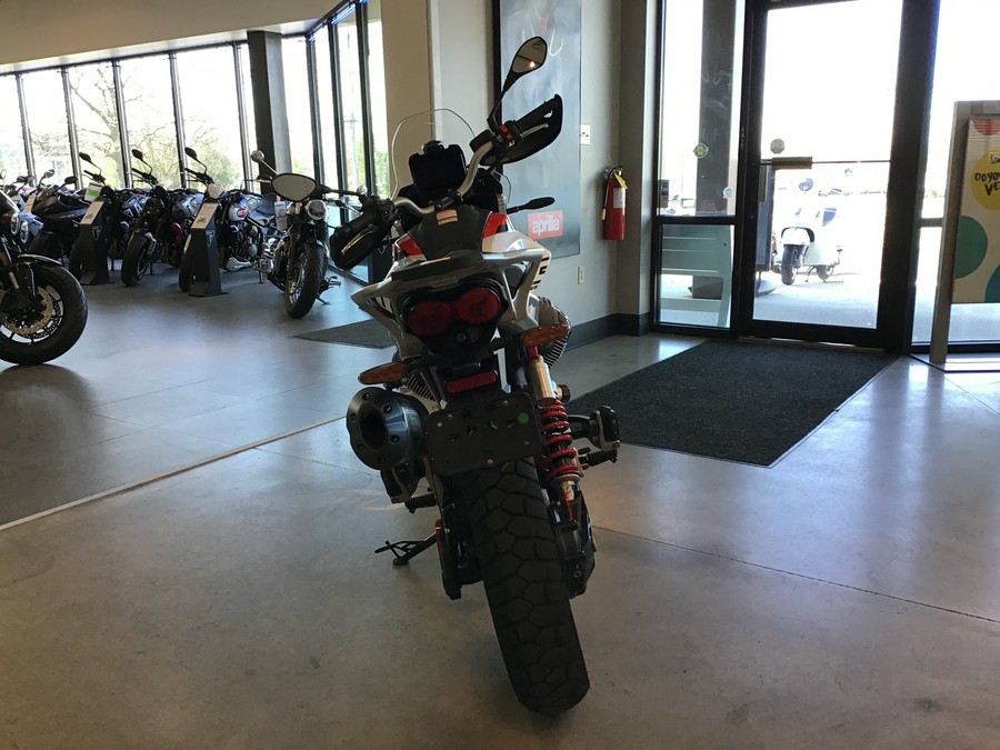 2025 Moto Guzzi V85 TT