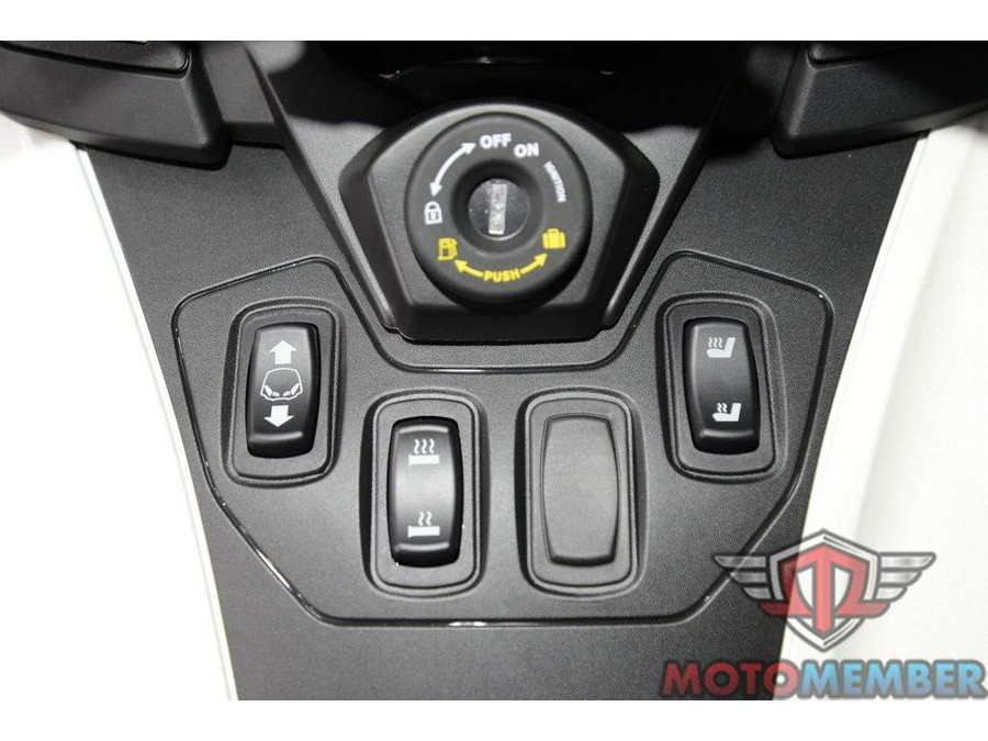 2026 Can-Am Spyder RT Limited Platine