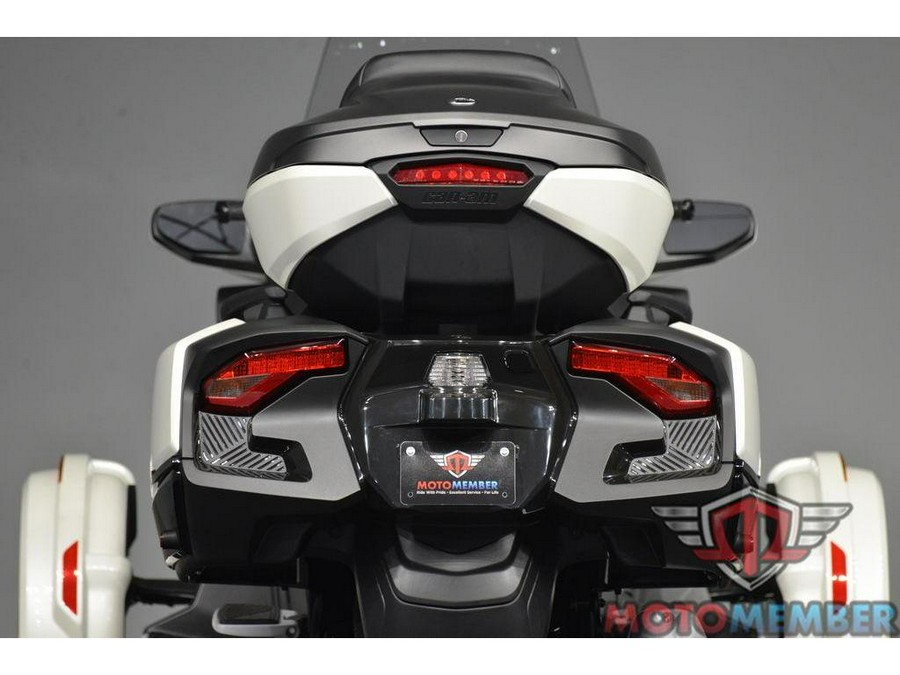2026 Can-Am Spyder RT Limited Platine