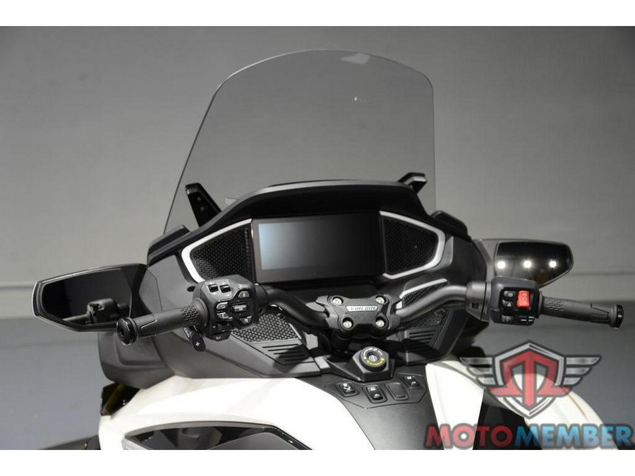 2026 Can-Am Spyder RT Limited Platine