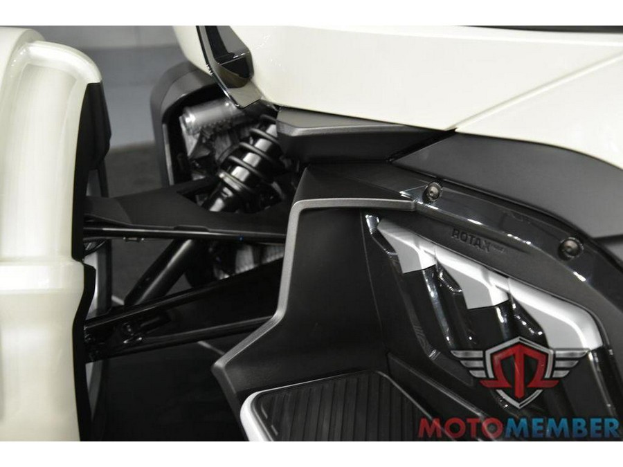 2026 Can-Am Spyder RT Limited Platine