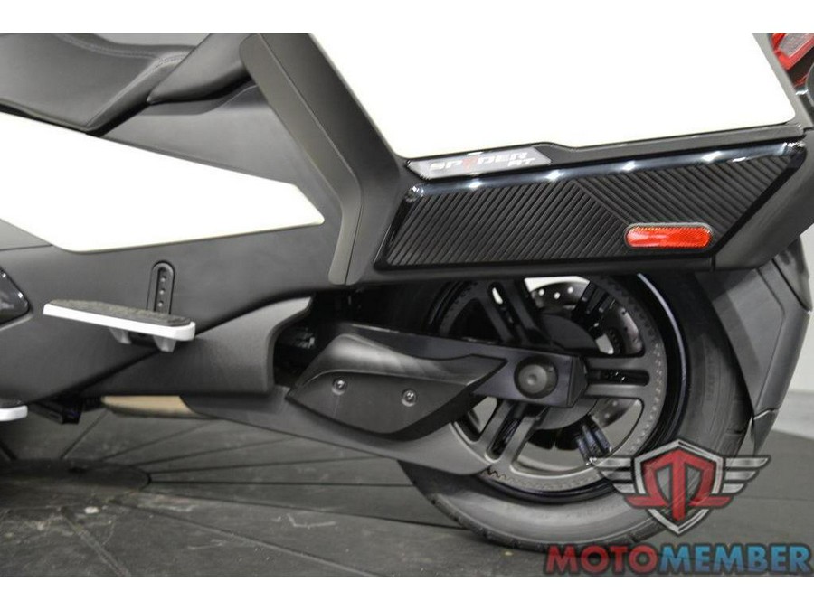 2026 Can-Am Spyder RT Limited Platine