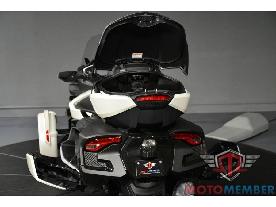 2026 Can-Am Spyder RT Limited Platine