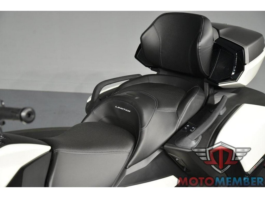 2026 Can-Am Spyder RT Limited Platine