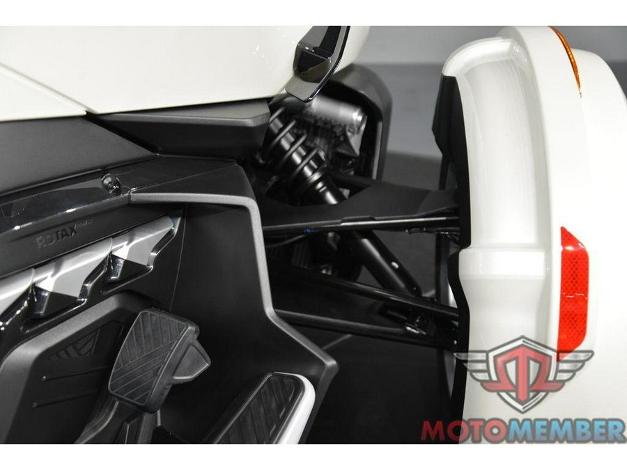 2026 Can-Am Spyder RT Limited Platine
