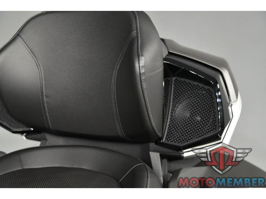 2026 Can-Am Spyder RT Limited Platine