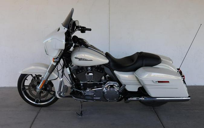 2015 Harley-Davidson® FLHXS - Street Glide® Special