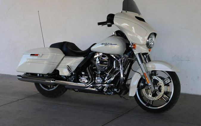 2015 Harley-Davidson® FLHXS - Street Glide® Special
