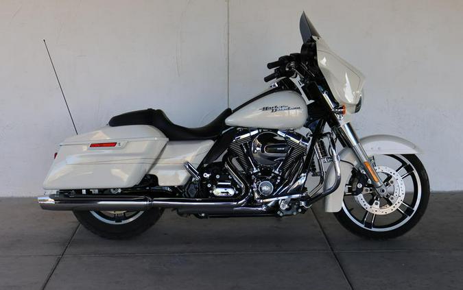 2015 Harley-Davidson® FLHXS - Street Glide® Special