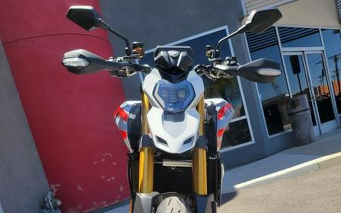 2026 Ducati Hypermotard V2 SP