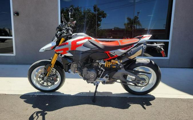 2026 Ducati Hypermotard V2 SP