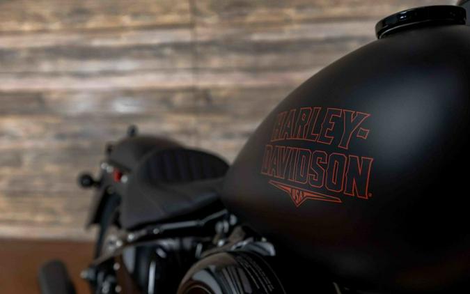 2026 FLHD - Deadwood™ - Harley-Davidson®