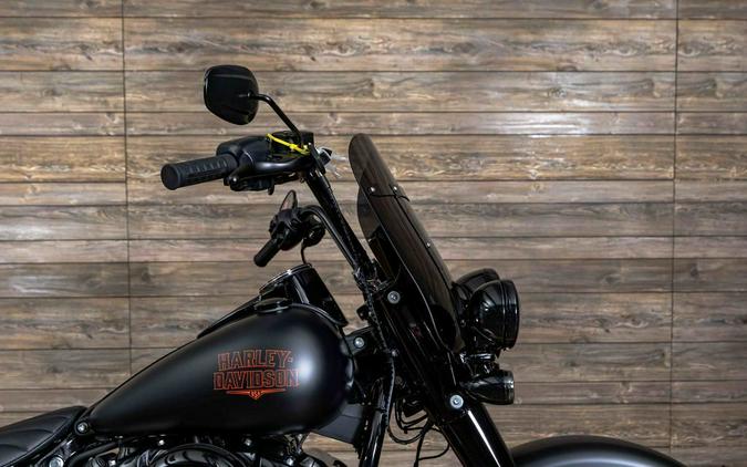 2026 FLHD - Deadwood™ - Harley-Davidson®