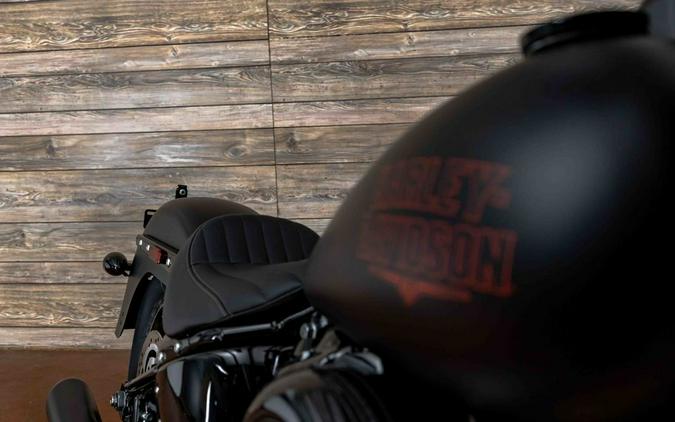 2026 FLHD - Deadwood™ - Harley-Davidson®