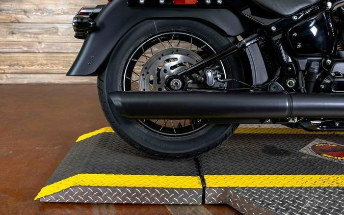 2026 FLHD - Deadwood™ - Harley-Davidson®