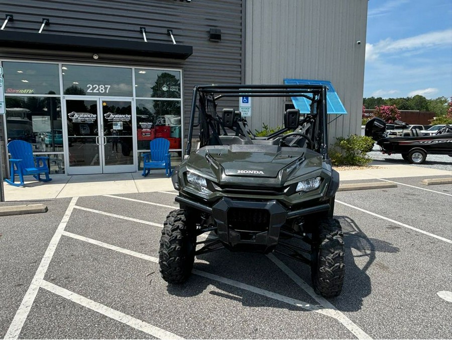 2024 Honda Pioneer 1000-6 Deluxe Crew