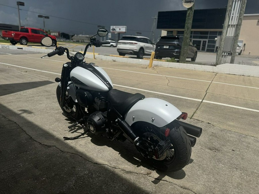 2024 Indian Chief Bobber ABS Ghost White Metallic Smoke