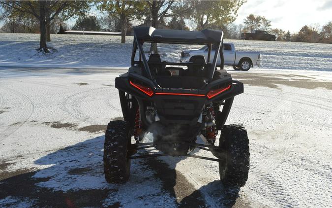 2024 Polaris Industries RZR XP 1000 Ultimate Indy Red