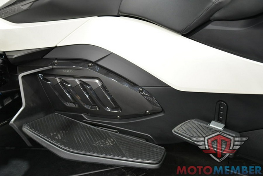 2026 Can-Am Spyder RT