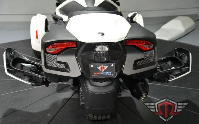 2026 Can-Am Spyder RT
