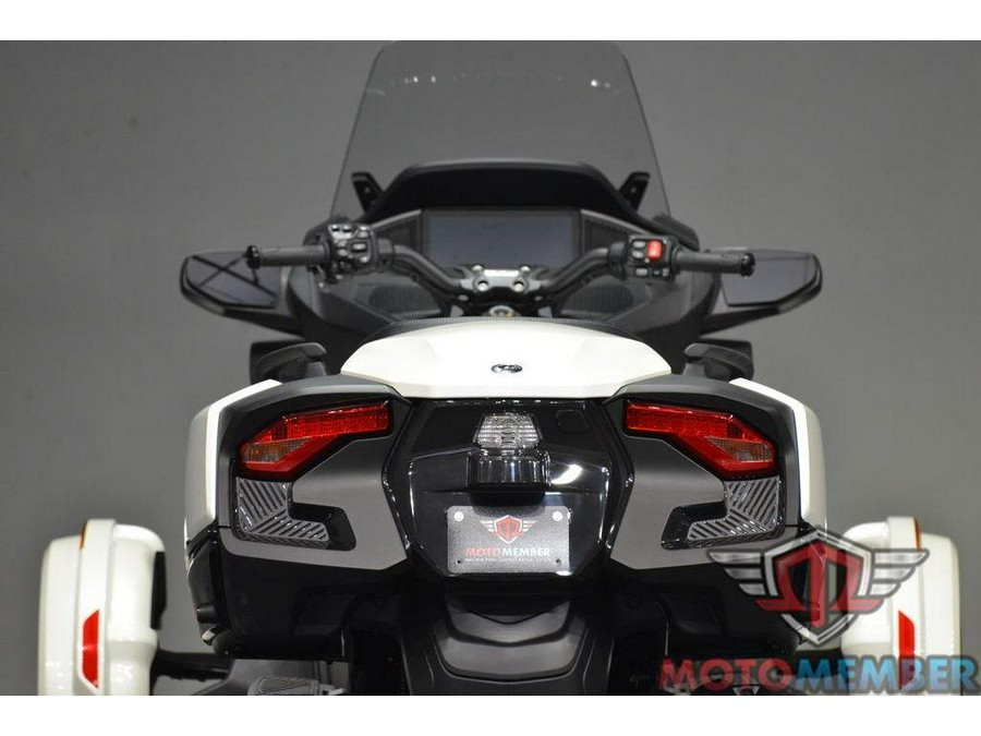2026 Can-Am Spyder RT