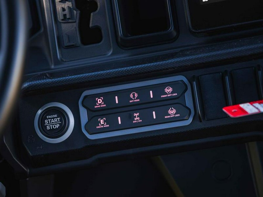 2026 Can-Am® Defender MAX LONE STAR HD11