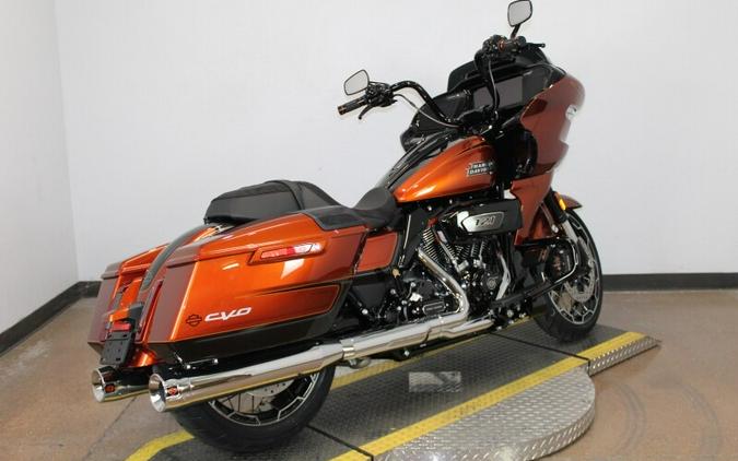 Harley-Davidson CVO™ Road Glide 2023 FLTRXSE 84353809DT WHSKEY NEAT/BLK