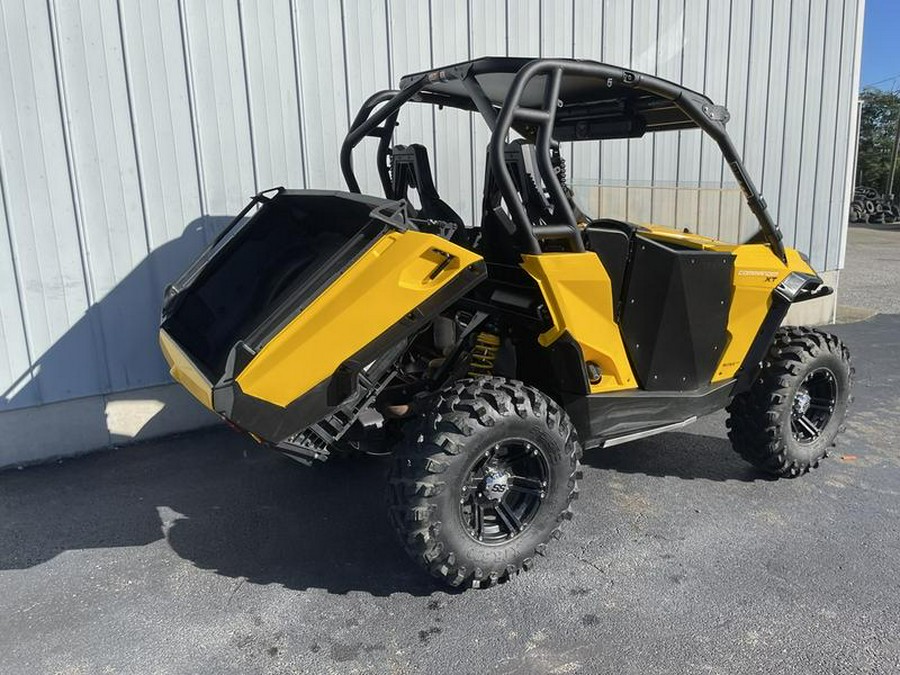 2015 Can-Am® Commander™ XT™ 800R Yellow