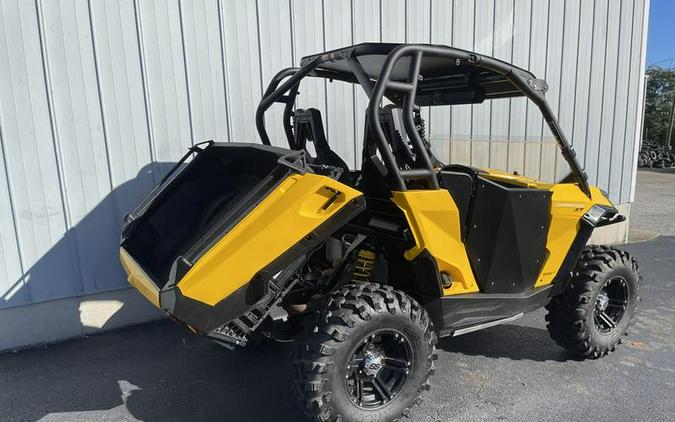 2015 Can-Am® Commander™ XT™ 800R Yellow