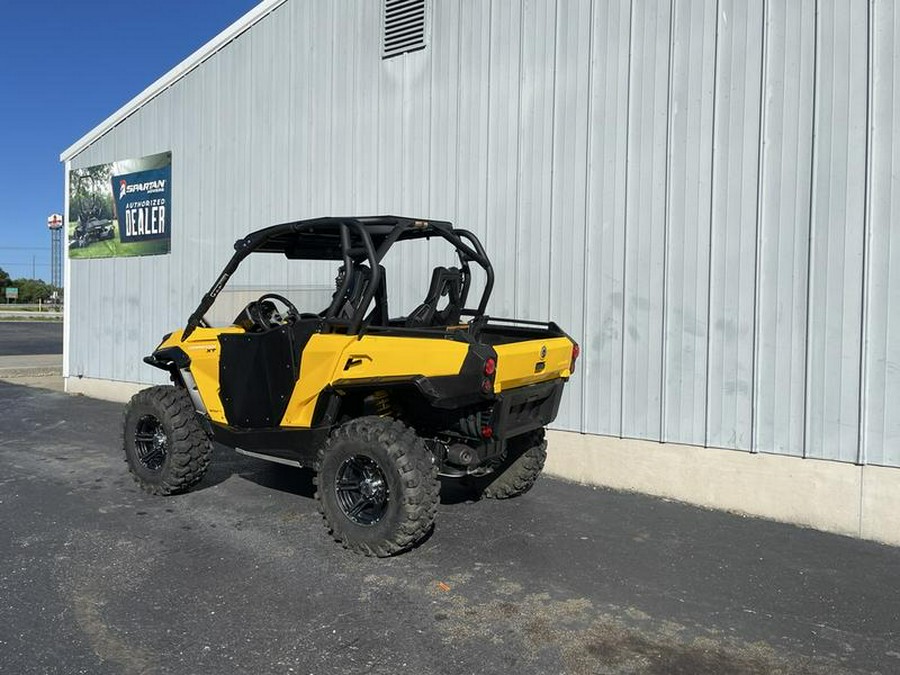 2015 Can-Am® Commander™ XT™ 800R Yellow