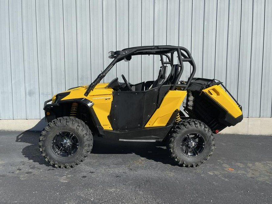 2015 Can-Am® Commander™ XT™ 800R Yellow