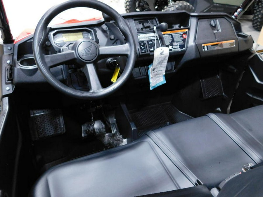 2025 Honda® Pioneer 1000