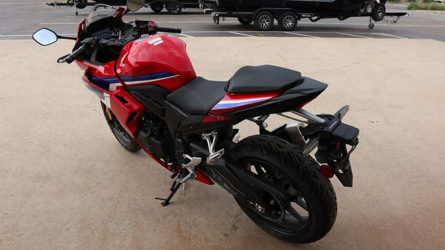 New 2025 HONDA CBR500R