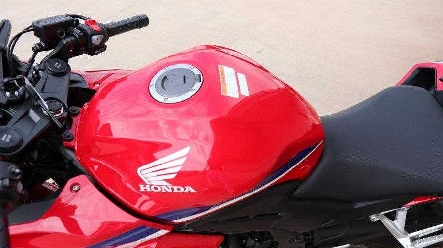 New 2025 HONDA CBR500R