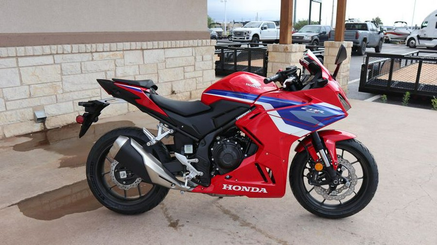 New 2025 HONDA CBR500R