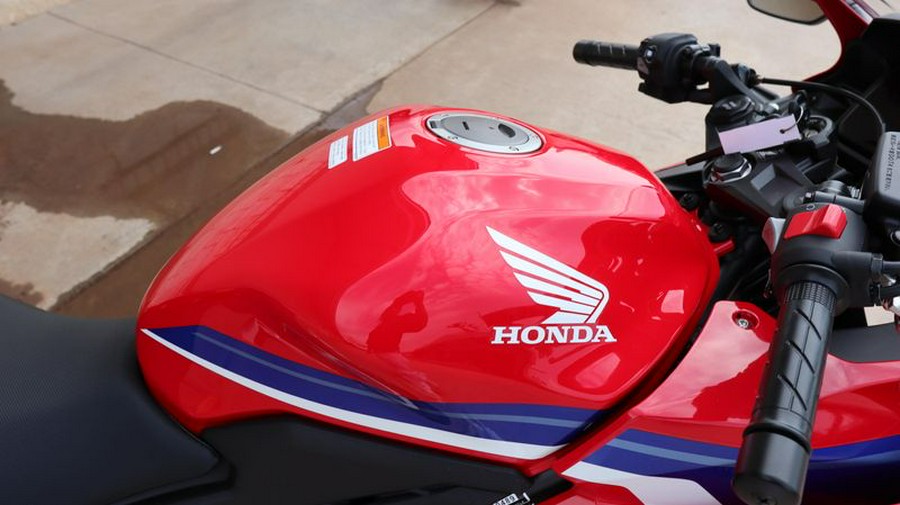 New 2025 HONDA CBR500R