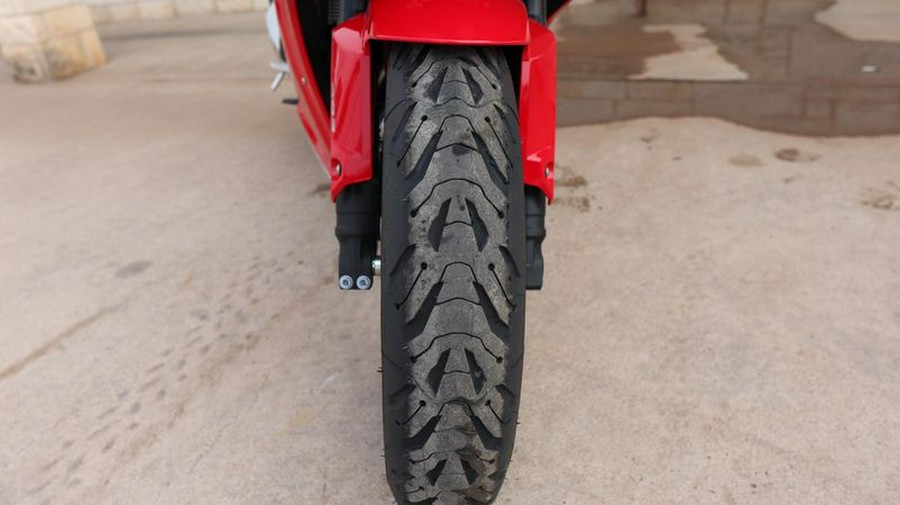 New 2025 HONDA CBR500R