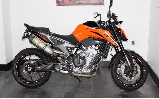 2023 KTM Duke 790