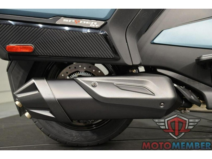 2026 Can-Am Spyder RT