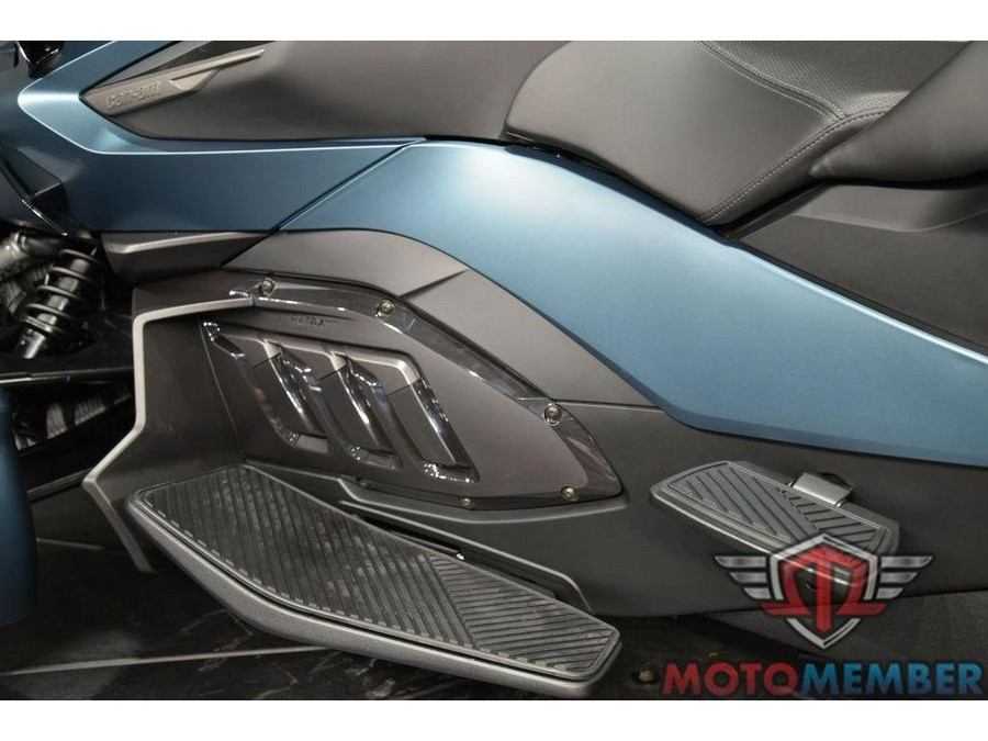 2026 Can-Am Spyder RT