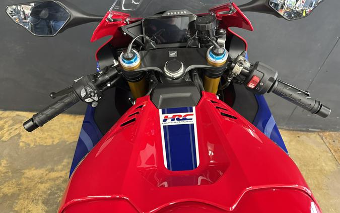 2026 Honda CBR1000RR-R Fireblade SP