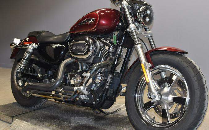 2016 Harley-Davidson 1200 Custom XL1200C