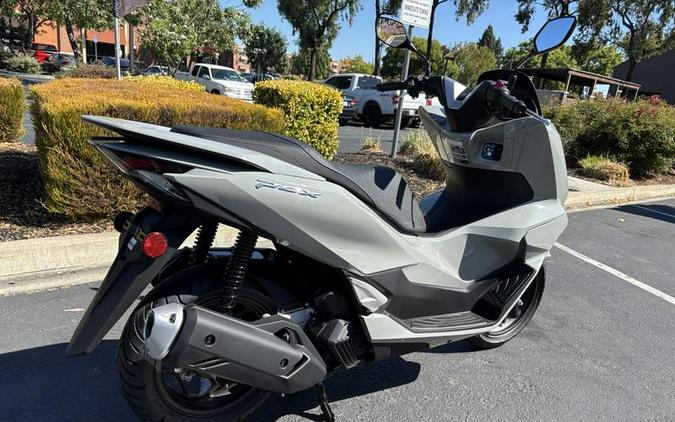 2025 Honda® PCX
