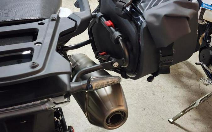 2025 Husqvarna® Norden 901