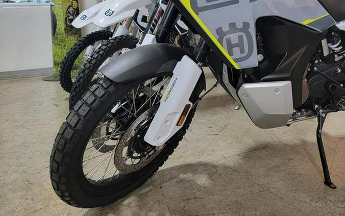2025 Husqvarna® Norden 901