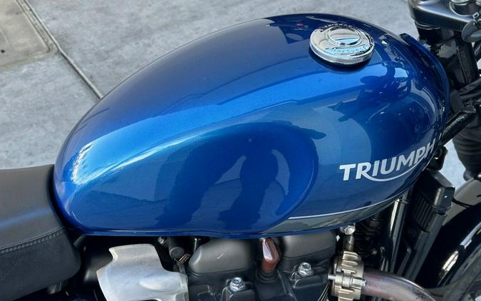 2022 Triumph Street Twin Cobalt Blue
